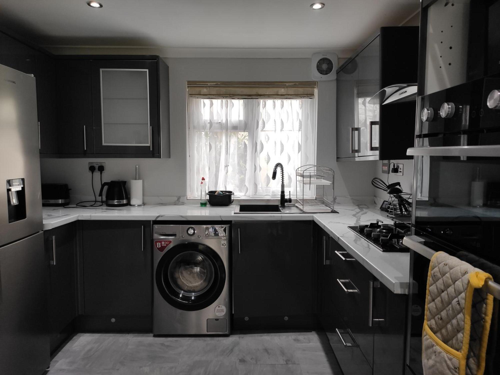 Elegant 3-Bedroom Home, Sleeps Up To 5 Guest. South Ockendon Eksteriør bilde